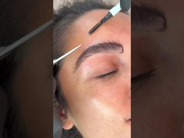 Trends fade but full natural brows are forever!